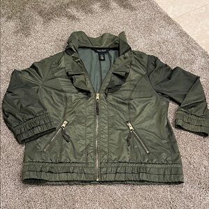 White House Black Market army green 3/4 sleeve jacket